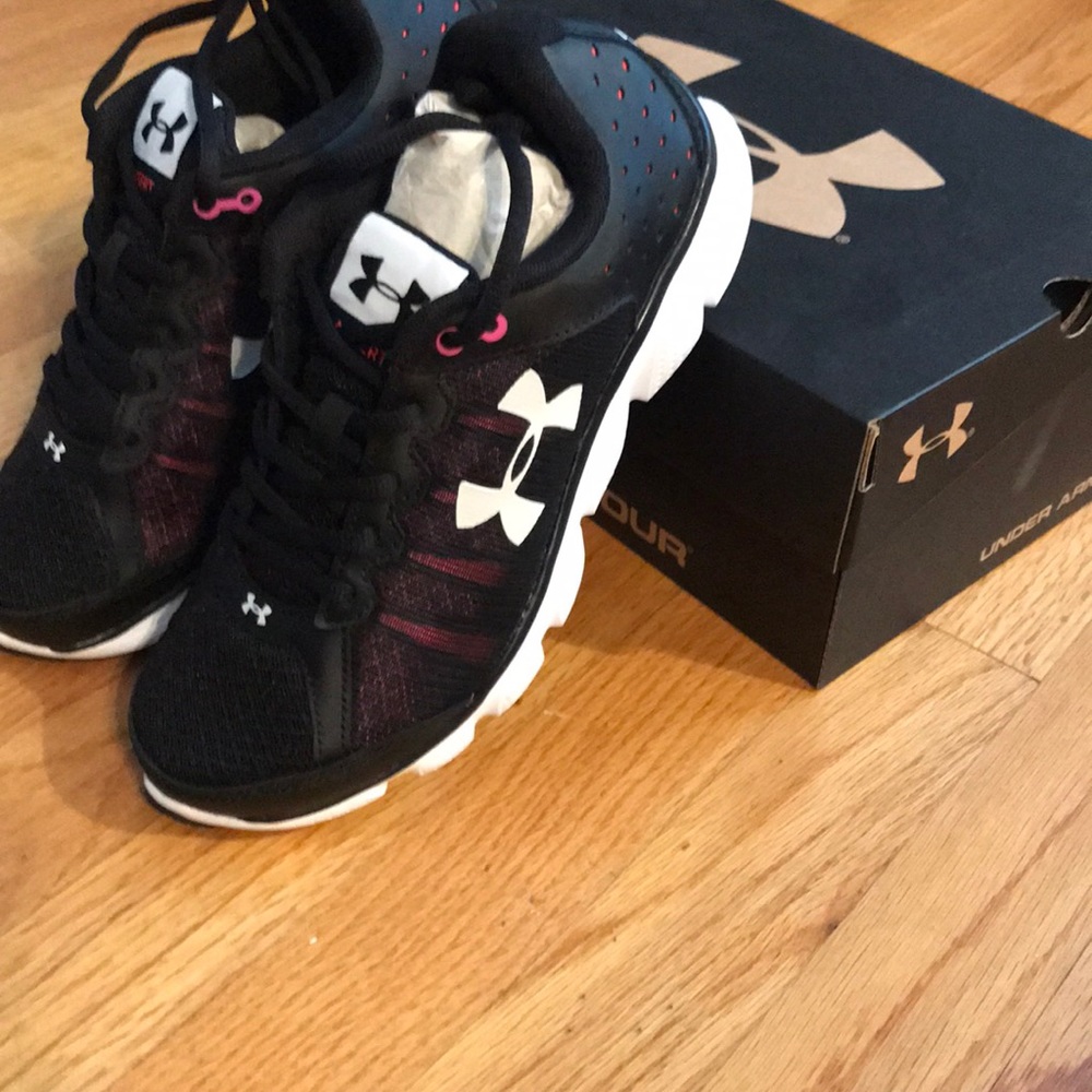 NWT Under Armour running sneakers